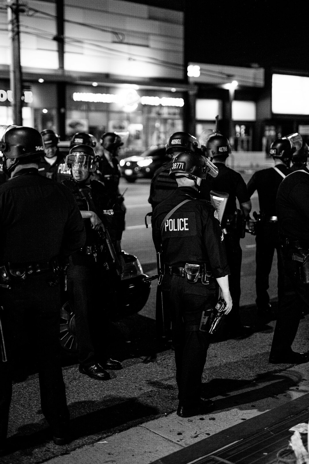 police arrest operation at night